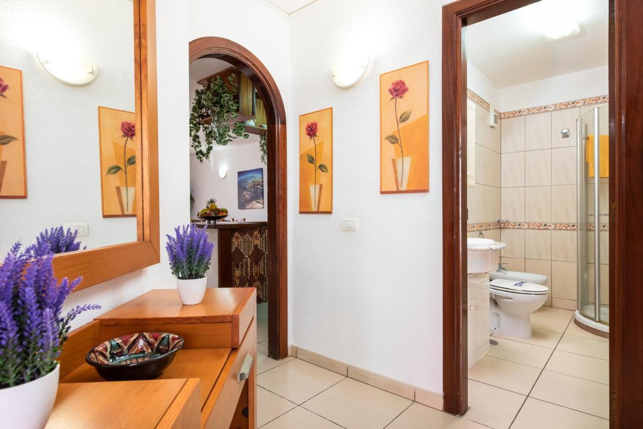 Great 'San Marino' Terrace And Pool Apartment Los Cristianos  Luaran gambar